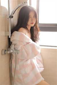 睁眼闪婚军院大佬，她在八零野上天