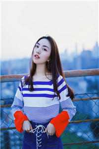 完整版免费阅读我昏君，靠选妃打造帝国很合理吧？(江尘秦京)_我昏君，靠选妃打造帝国很合理吧？江尘秦京免费小说大全