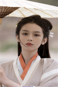 嫁给穷小子后，她成了百亿富婆