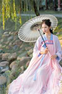 龙灵少女：契约对象竟是东方神龙