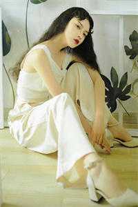 她这副摇摇欲坠的身躯