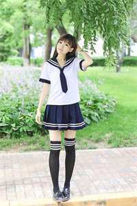 大家小声的议论