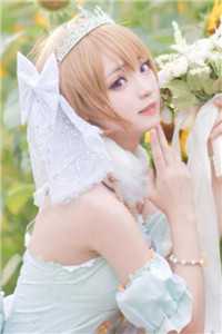 从石头里天然长出来的