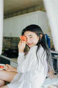 我抿了一口咖啡那太好了