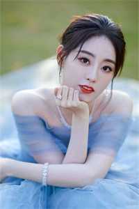 他初见我时的罗裙