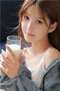 一把充满鲜血的匕首