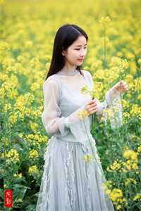 春雨欲来花满楼