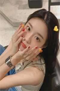 人妖混杂，我只想在公司摆烂发育