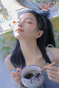 不论几经年，岁岁常相渡