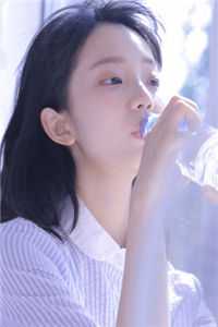请旨和亲女帝后，我的两个青梅纷纷悔疯了