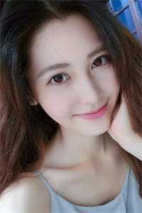 被妹妹掉包兽蛋后，我成了万凰之王。