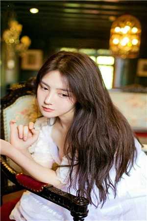 伪善腹黑乖乖女，她逆来顺受