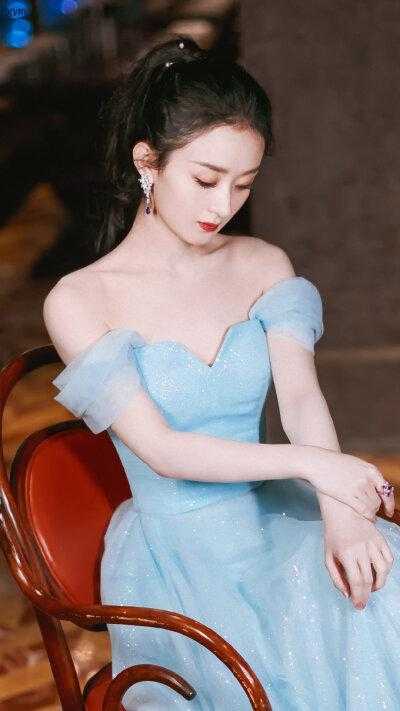 我和女儿都死后，妻子悔疯了