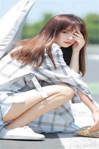 与君相悦时，不知春已暮