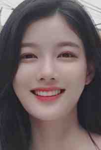 被假圣女偷走身份后，重生我杀疯了