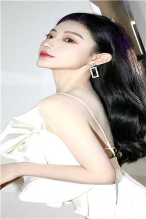 被年终裁员后，我带着新公司崛起了(苏甜顾裴)免费阅读_已完结小说推荐被年终裁员后，我带着新公司崛起了苏甜顾裴