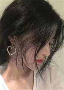 替嫁给清冷世子后，娇软婢女要翻身