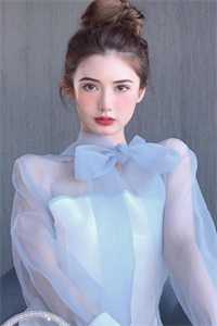 总裁，你老婆又在给人算命