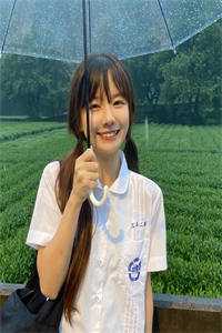 穷酸孤女竟是真豪门，未婚夫全家追妻火葬场