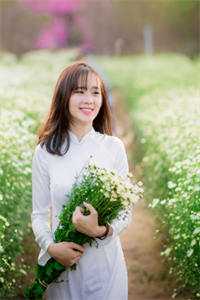 午夜时分，家里窗户忽然从外打开(赵闵行李奈)完结小说_最热门小说午夜时分，家里窗户忽然从外打开赵闵行李奈