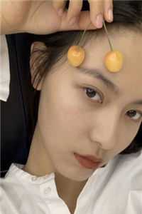 黄昏映入你眼眸