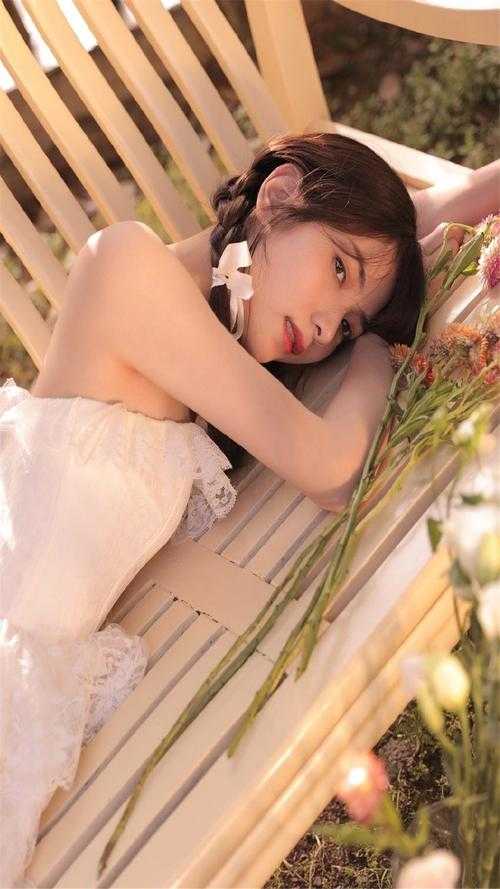 权臣小叔子兼祧两房，亡夫现身了