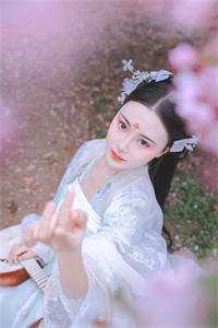 当年明月难寻(江曜迟浅)免费小说免费阅读_免费小说在线阅读当年明月难寻江曜迟浅