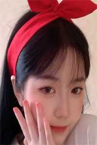 我只想抱大腿，清冷大佬却被钓疯