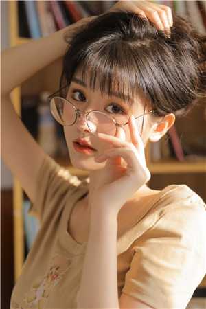 山遥月渐隐