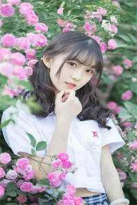 穿书后我成了病娇霸总的女儿