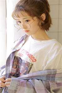 从与高傲美女流落荒岛开始