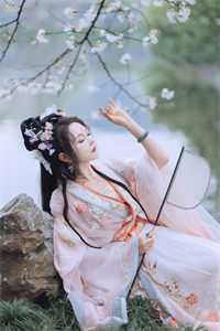萤火撞星辰陆闻蹊江倾歌免费阅读完整版小说_热门的小说萤火撞星辰(陆闻蹊江倾歌)