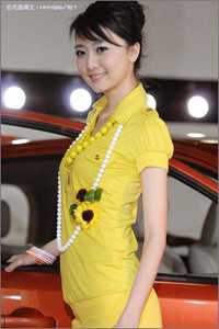 神女老婆，却在背地承欢作乐