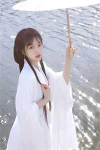 漫天大雪里的你