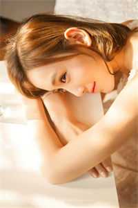 如果再见不能红着眼