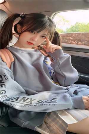 别时明月卷春空