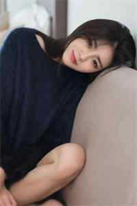穿越后，我和国民女神成了队友