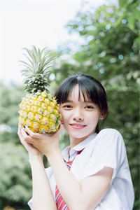 花惜花落碾入泥